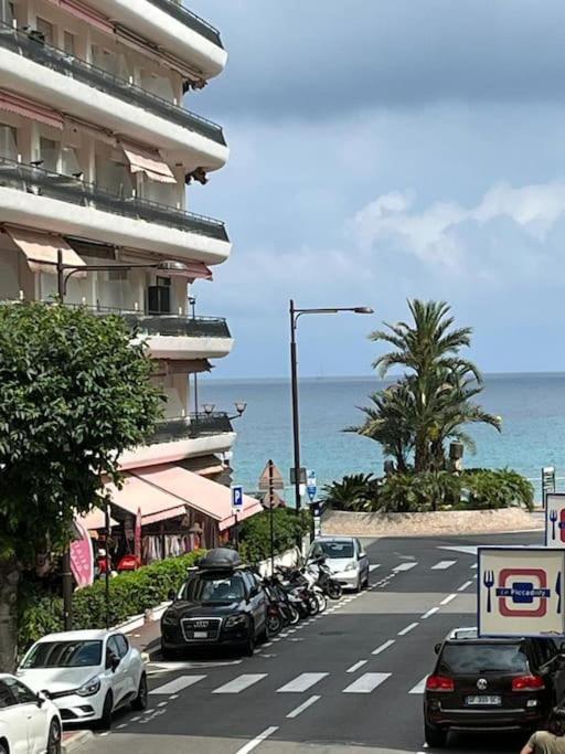 רוקברון-קאפ-מרט Studio Entre Plages Et Monaco Climatise Parking מראה חיצוני תמונה